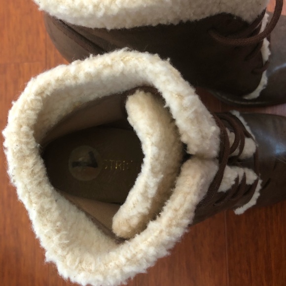 Brown booties - Picture 7 of 7